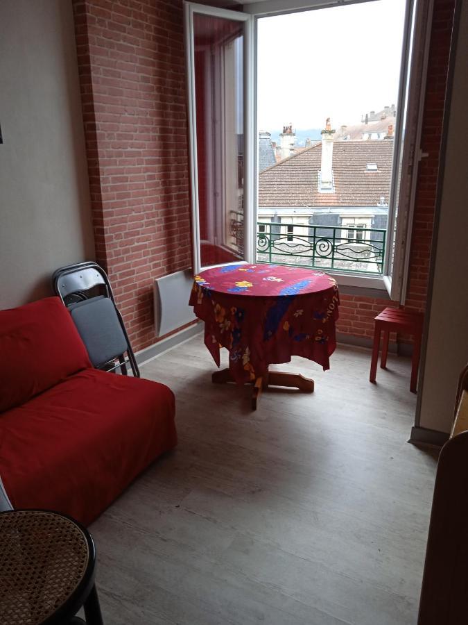 Vichy -Appartement Coquet 2 Pieces - Centre Ville المظهر الخارجي الصورة